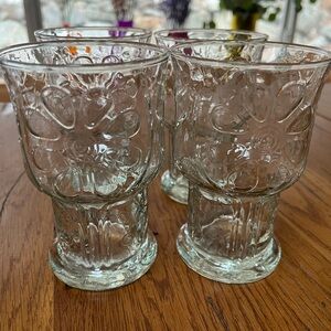 Vintage Libbey Country Garden Tumbler Set of 4 Daisy Pressed Glass